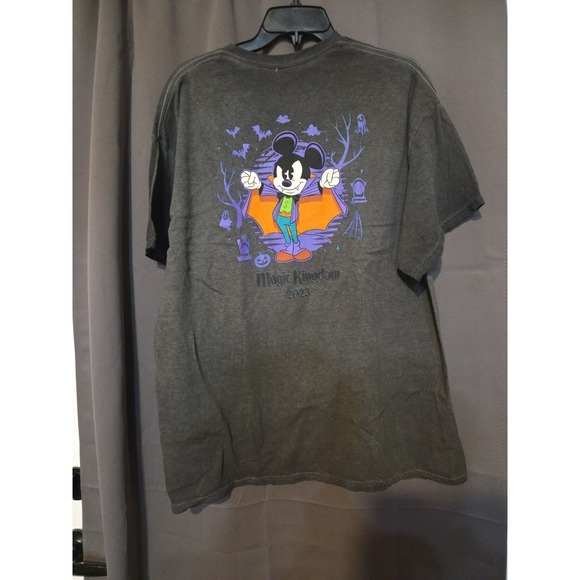 Disney Mickey Vampire Shirt, Unisex XL Magic Kingdom Halloween Top, Glow in Dark - Picture 2 of 7